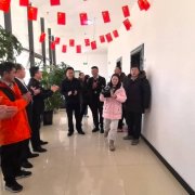 林芝市领导到平安产险林芝中支走访慰问